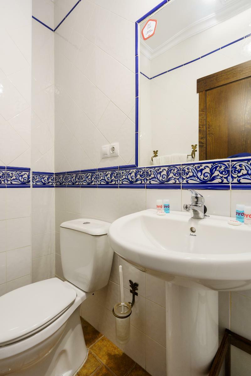 Hostal Ciudad Trigueros מראה חיצוני תמונה